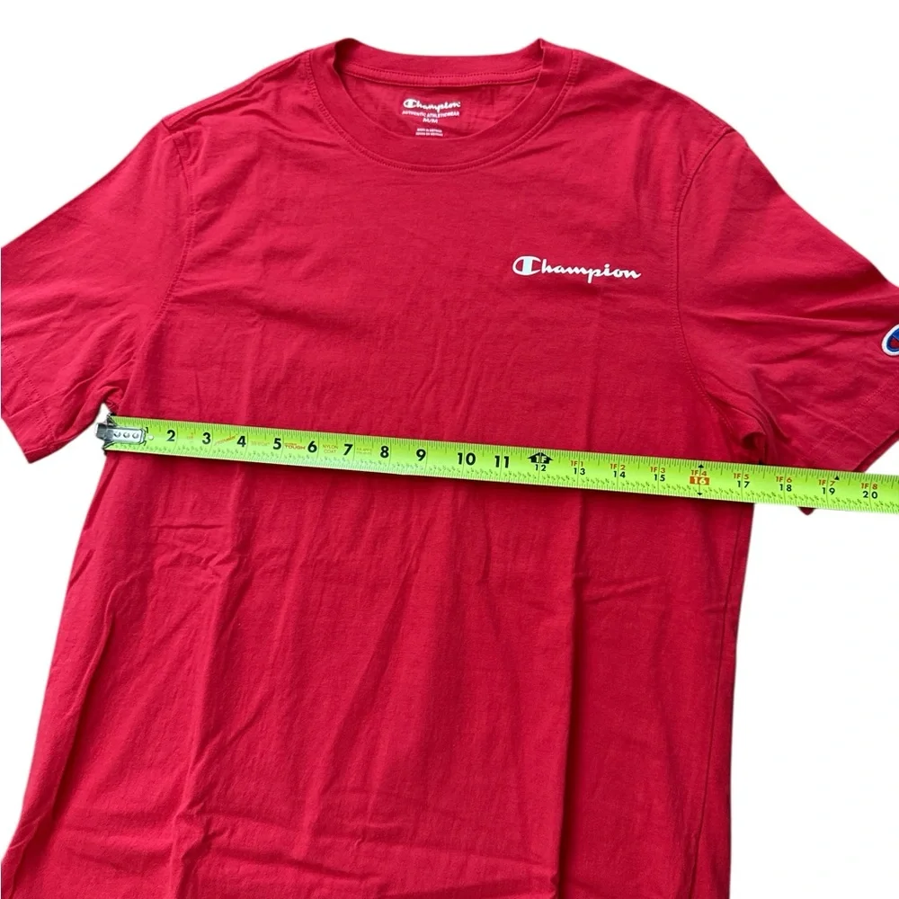 Champion Men’s Size Medium Coral Color T-Shirt‎ Champion Logo Athletic Fit